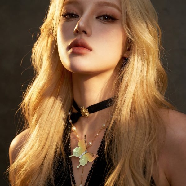 Manhattan Golden Hour Titanium Necklace - Image 5